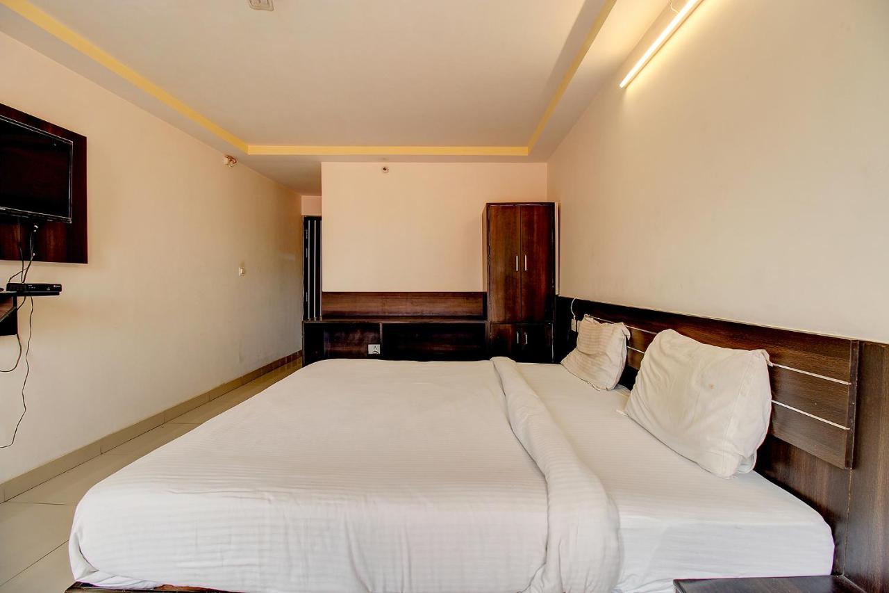 FabHotel PS Grand Lucknow Exterior foto